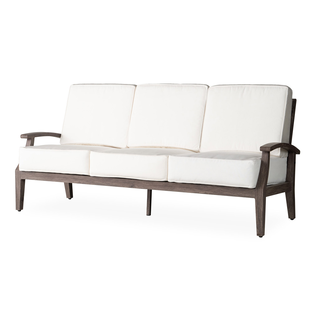 Lloyd Flanders Frontier Sofa | 125055