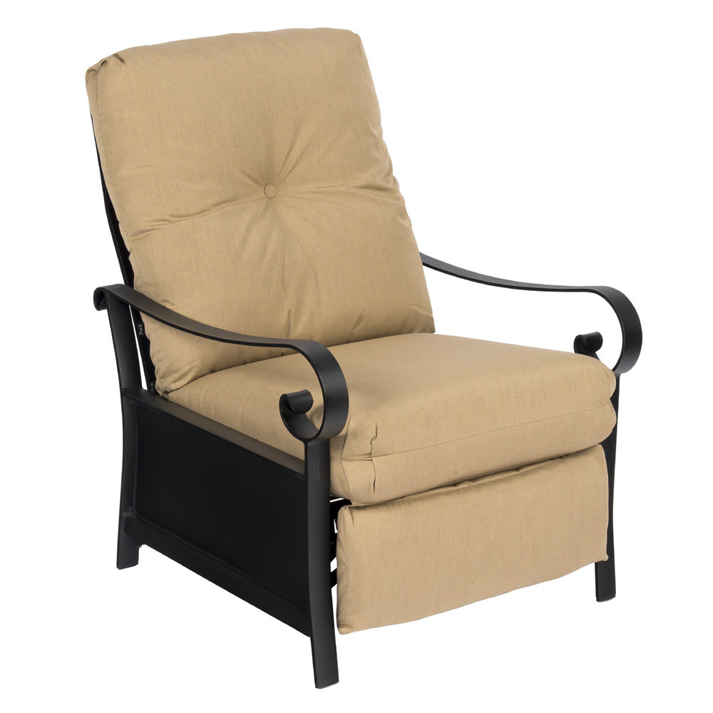 Outdoor discount cushion recliner