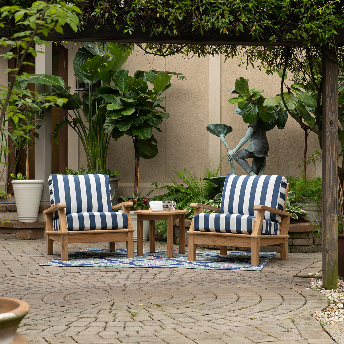 Royal Teak Miami Teak Lounge Chair and Side Table Set