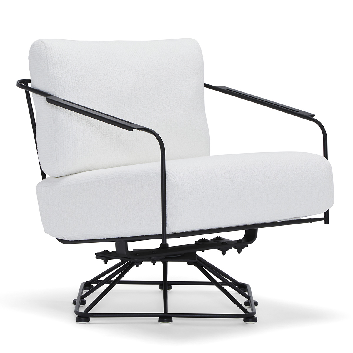 Woodard Reed Swivel Lounge Chair - 5B0077